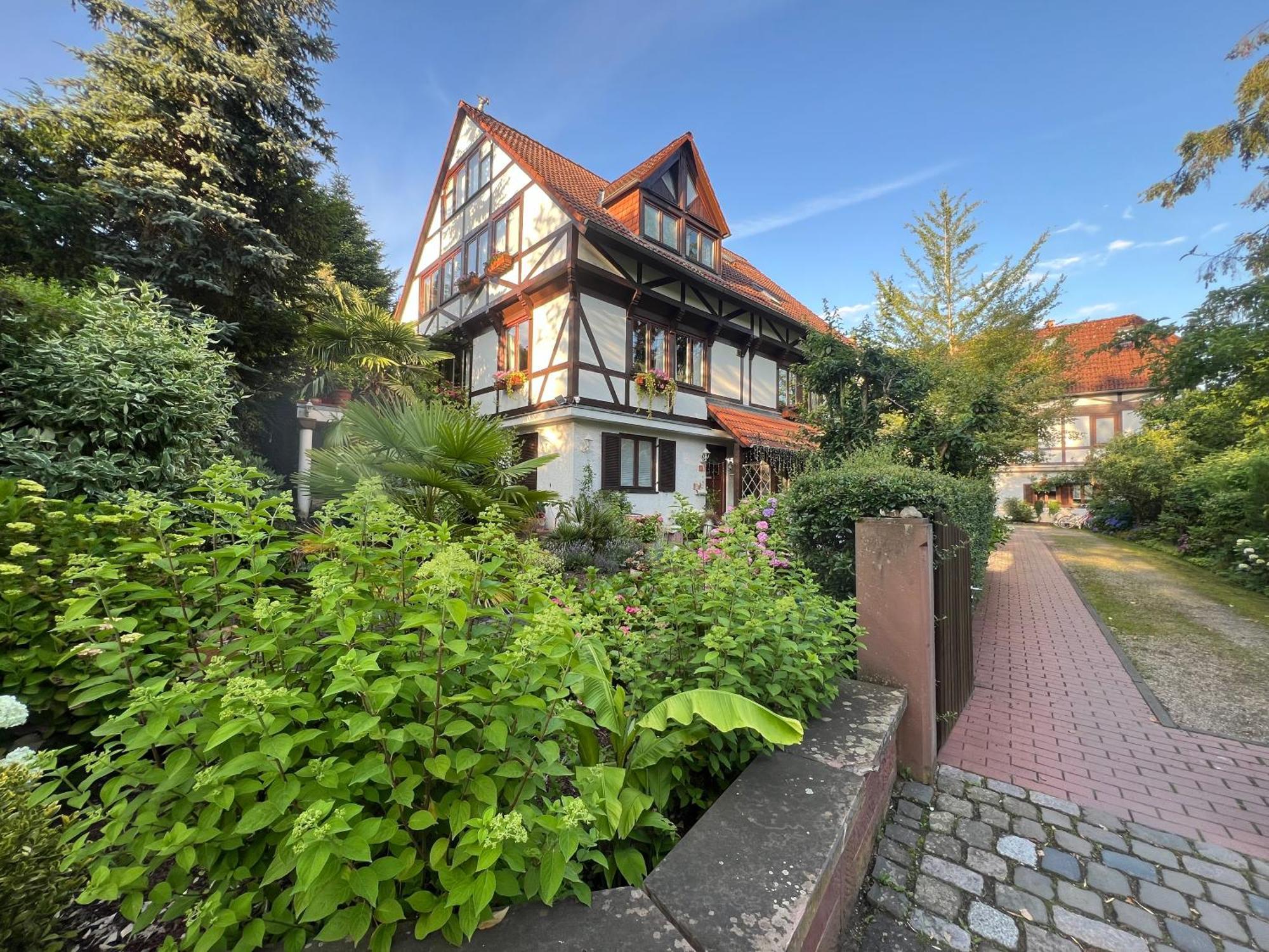 Einliegerwohnung In Einer Muehle Vor Den Toren Frankfurts, Ideal Fuer Messegaeste Oder Stop Over Dreieich Luaran gambar